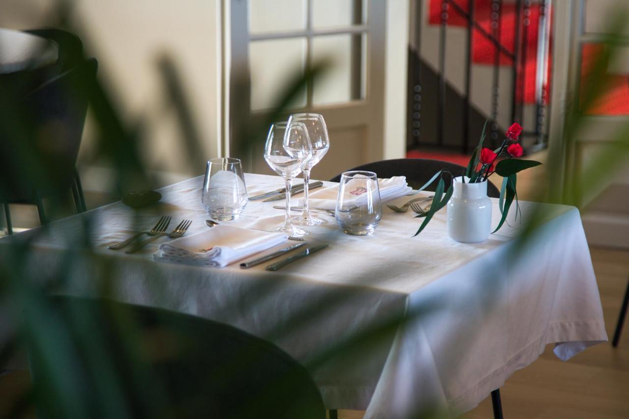 Hotel & Restaurant Le Meysset Sarlat-la-Caneda Bagian luar foto