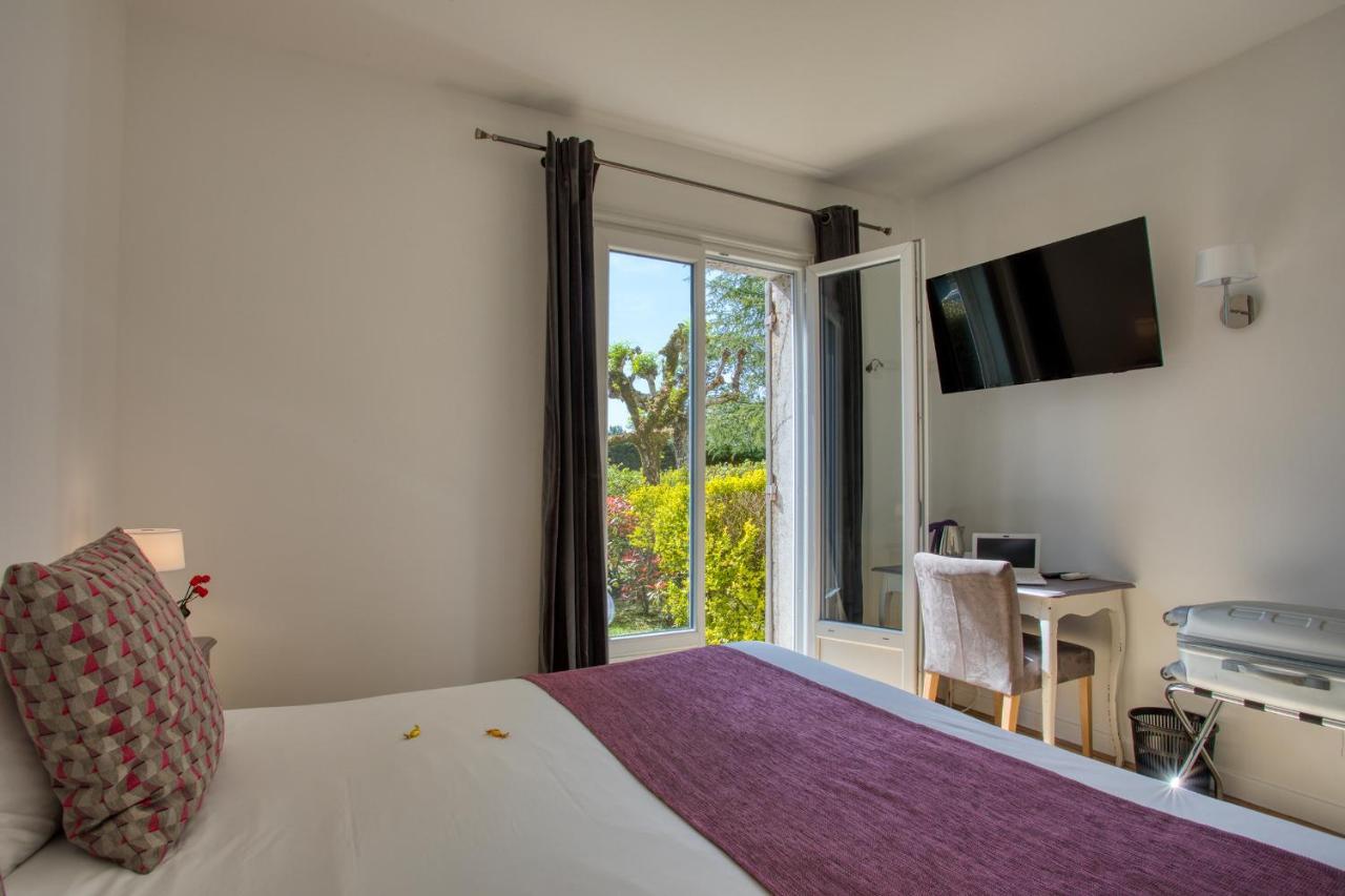 Hotel & Restaurant Le Meysset Sarlat-la-Caneda Bagian luar foto
