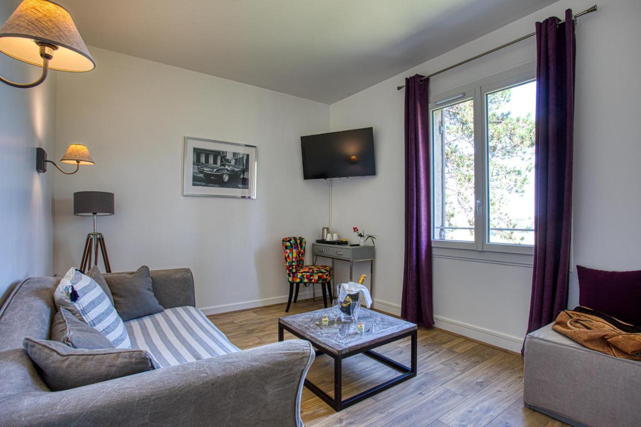 Hotel & Restaurant Le Meysset Sarlat-la-Caneda Bagian luar foto